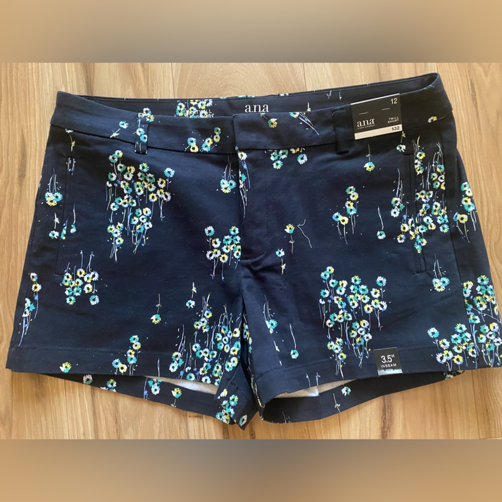 A.N.A. A New Approach Black Floral Twill Shorts Size 12.   NWT - Picture 16 of 16